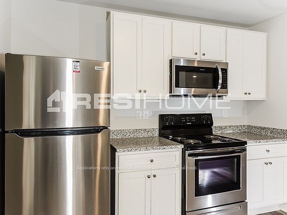 4th image of 205 Wellbrook Ct NE