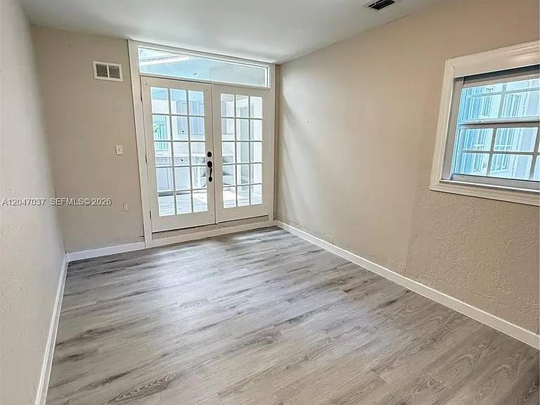 10113 SW 223rd Ter — Photo 9