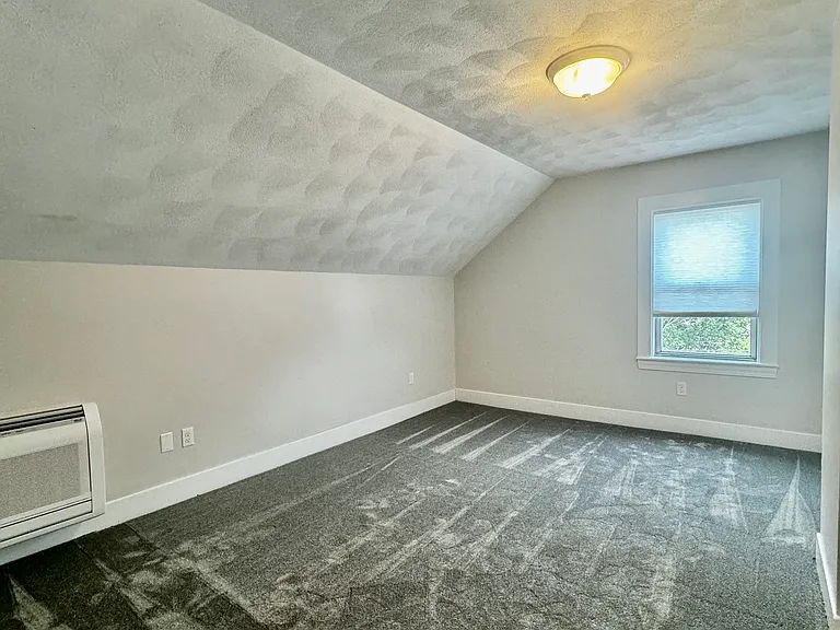 85 Pine St #2 — Photo 15