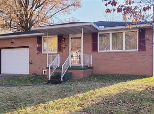 1404 8th St, Vienna, WV 26105