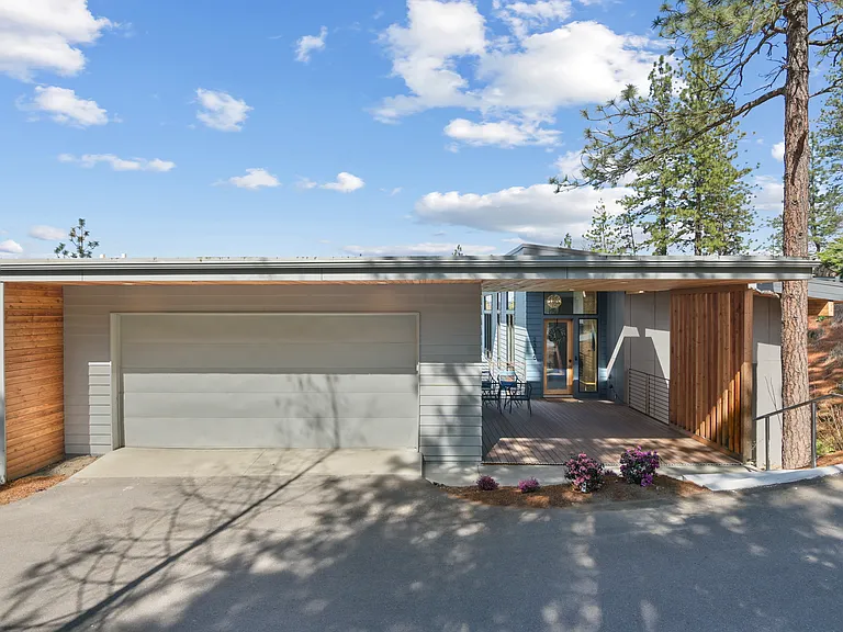 2336 W 1st Ave — Photo 32