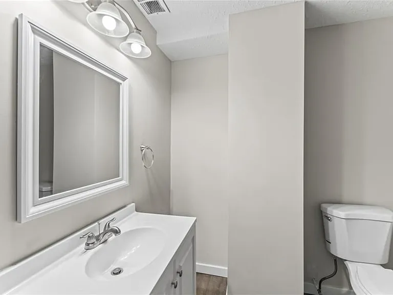 314 Grand Ave — Photo 11