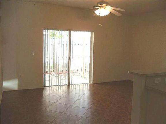 2nd image of 2215 SE 25th Ave #2215
