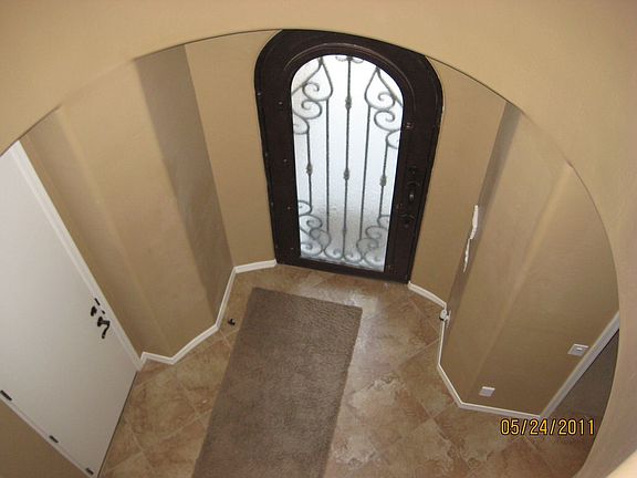 5th image of 3114 N 300th Dr