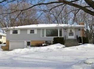 2418 12th Avenue Ave NW, Rochester, MN 55901