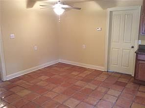5th image of 404 Pine St