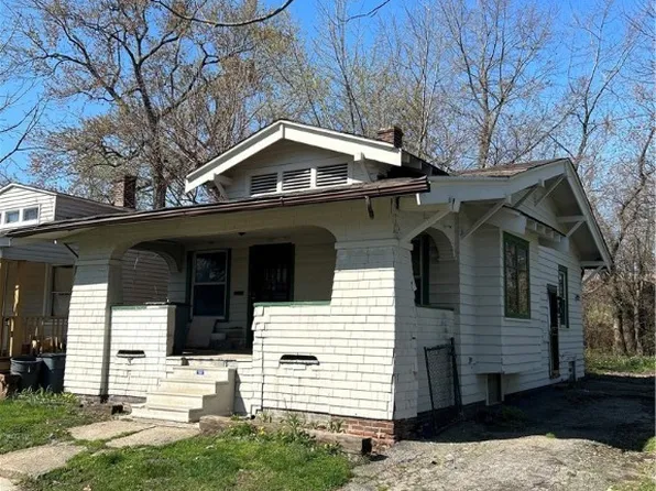 1604 E 133rd St, East Cleveland, OH 44112