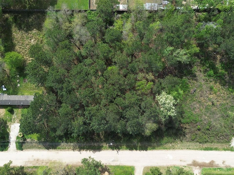 2nd image of 25852 Essex