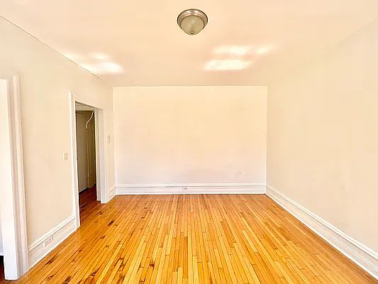 4th image of 3410 84th St APT F32