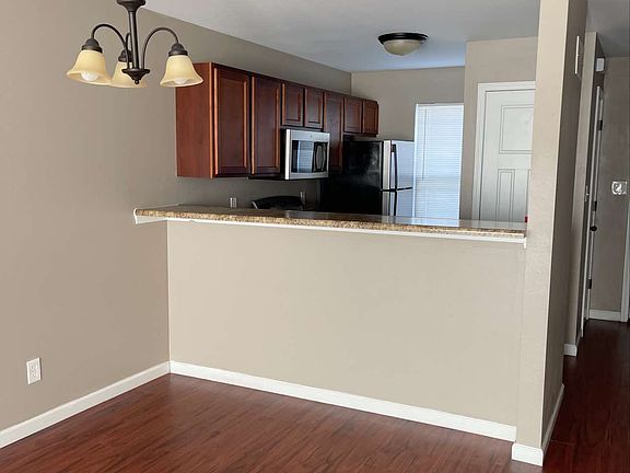 2nd image of 502 Nepute St #27