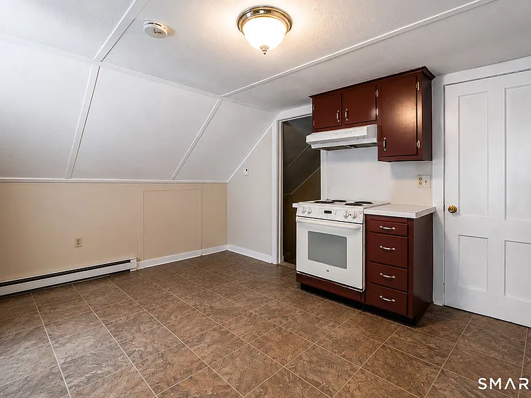 356 Main St #3 — Photo 3