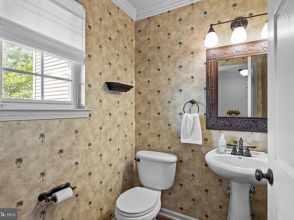 5th image of 3395 Woodland Cir #28
