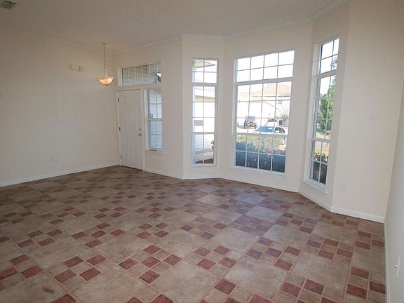 5 Living Room