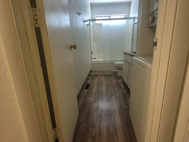 858 Southwood Blvd #3 — Photo 21
