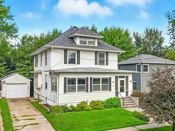 525 N Johnson St, Iowa City, IA 52245