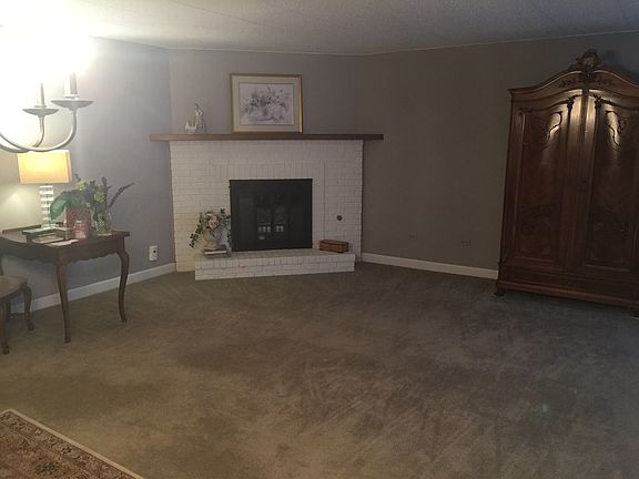 2nd image of 7921 Lakeview Ct #1A