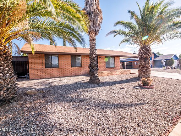 3rd image of 1047 ACACIA Drive