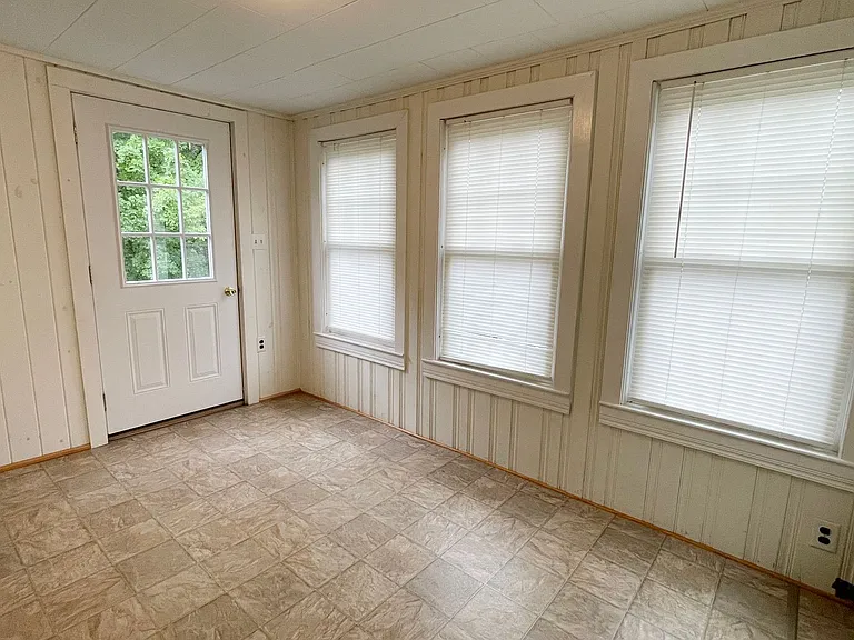 155 Center St — Photo 9