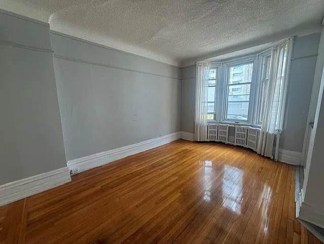 182 Lisgar Street — Photo 2