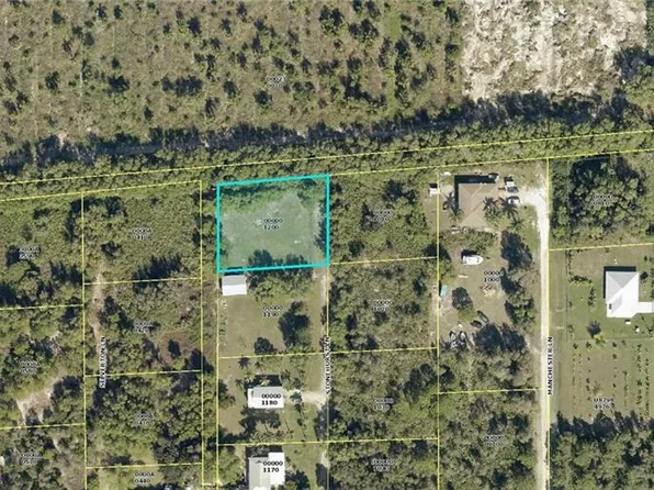 13981 Stonehurst Ln, Bokeelia, FL 33922
