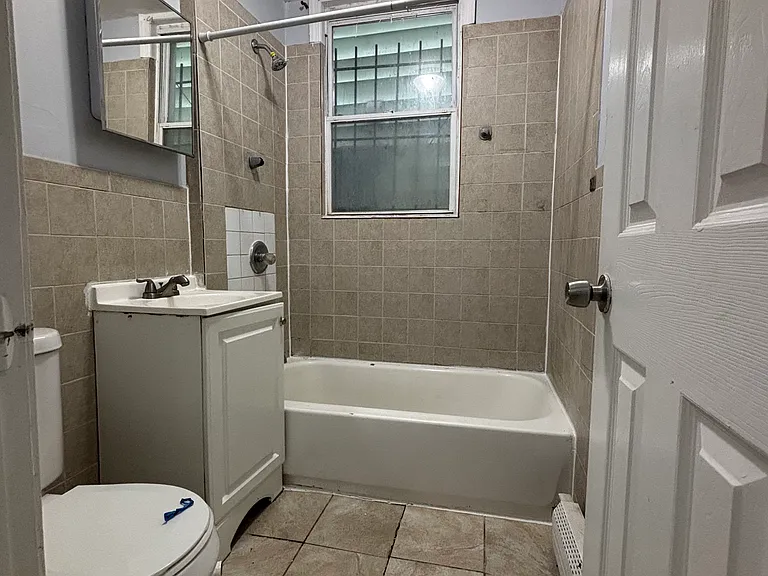 117 Grant Ave #1K — Photo 7
