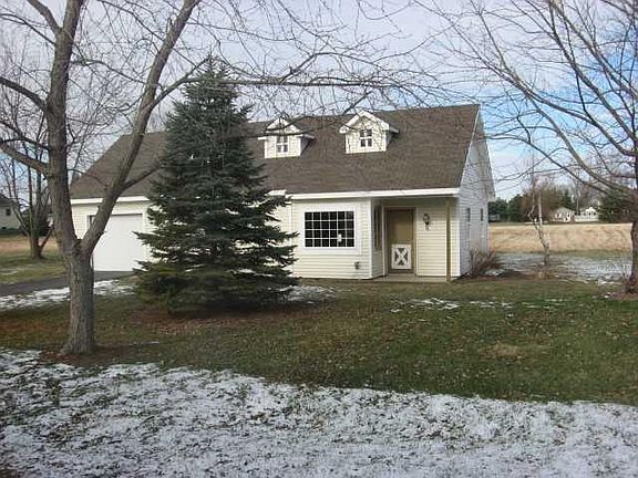 3rd image of 952 E County Road 600n