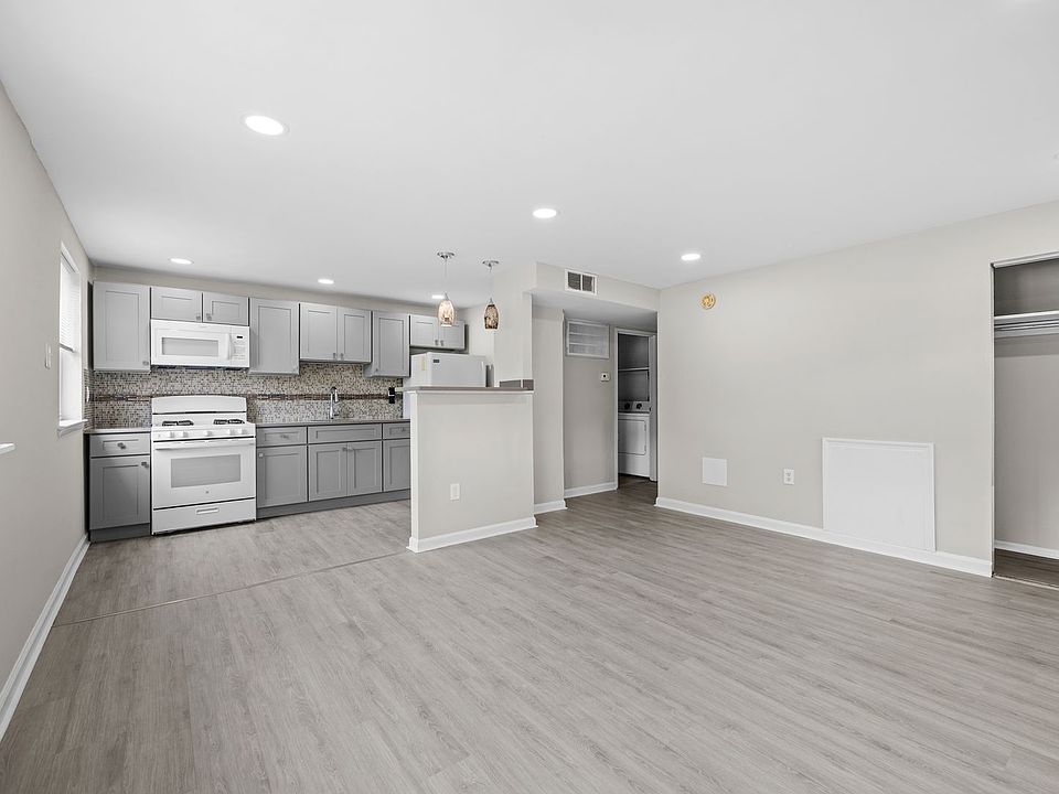 1st image of 551 Avon St #2F
