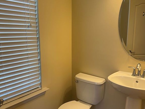 4th image of 2611 Egret Way