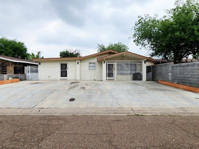 318 E Cherry Ln, Laredo, TX, 78041