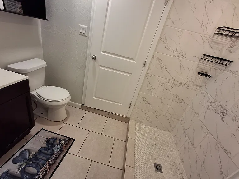 5641 94th Ter — Photo 21