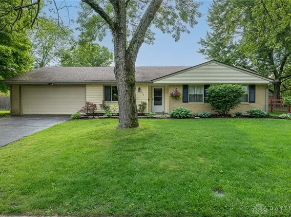 294 Waterford Dr, Dayton, OH 45458