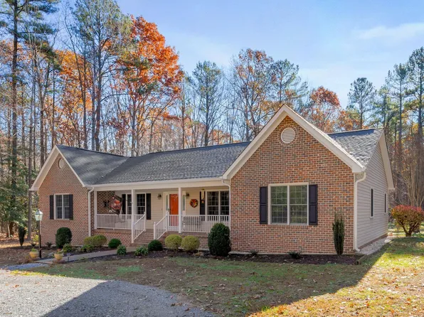 16016 Daybreak Ln, Beaverdam, VA 23015