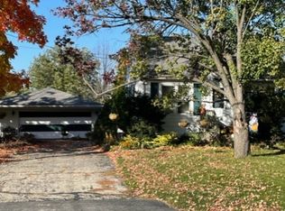 15W460 Concord St, Elmhurst, IL 60126