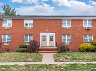 68 Knox Ter APT 1A, Wayne, NJ 07470