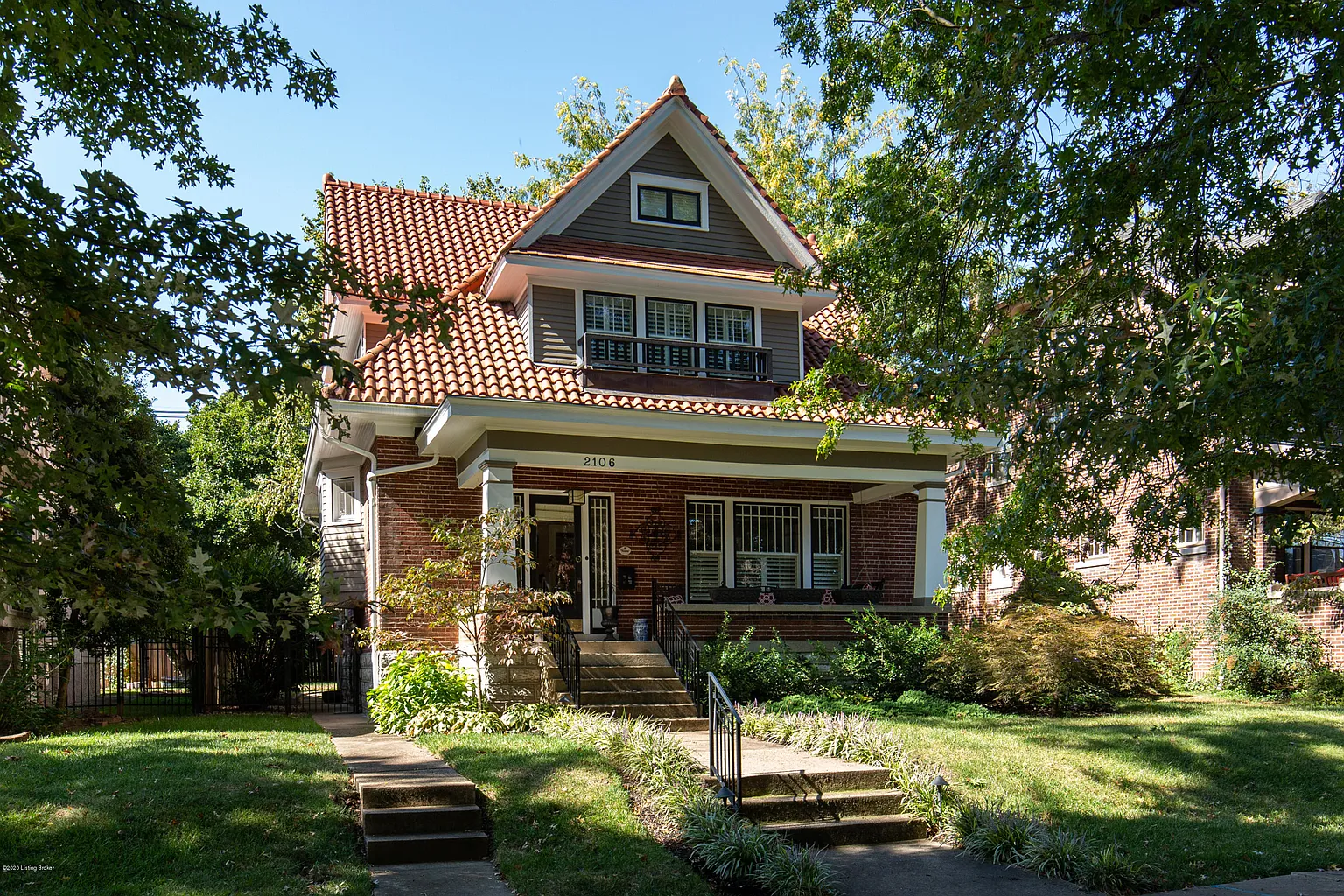 2106 Boulevard Napoleon photo 1