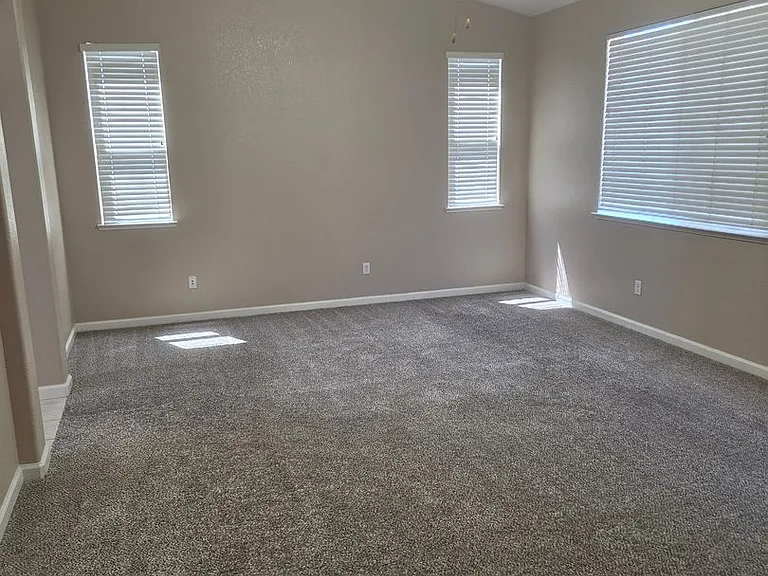 9561 Spring River Way — Photo 12