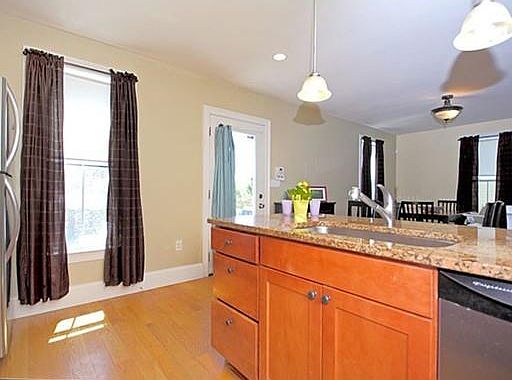 3rd image of 46 River St #48