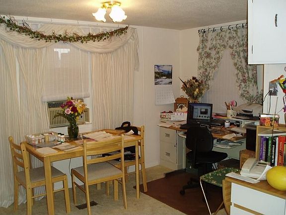 Dining area/Office