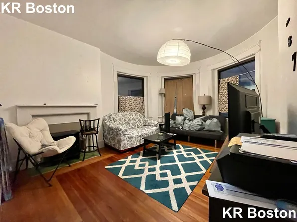 249 Harvard Ave #4D, Allston, MA 02134