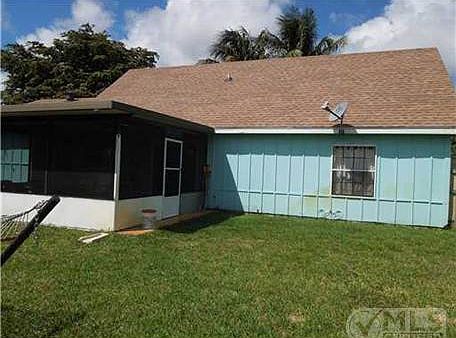 4th image of 3932 Barkis Ave