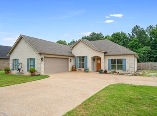 310 Trabecca Cir, Hot Springs, AR 71913