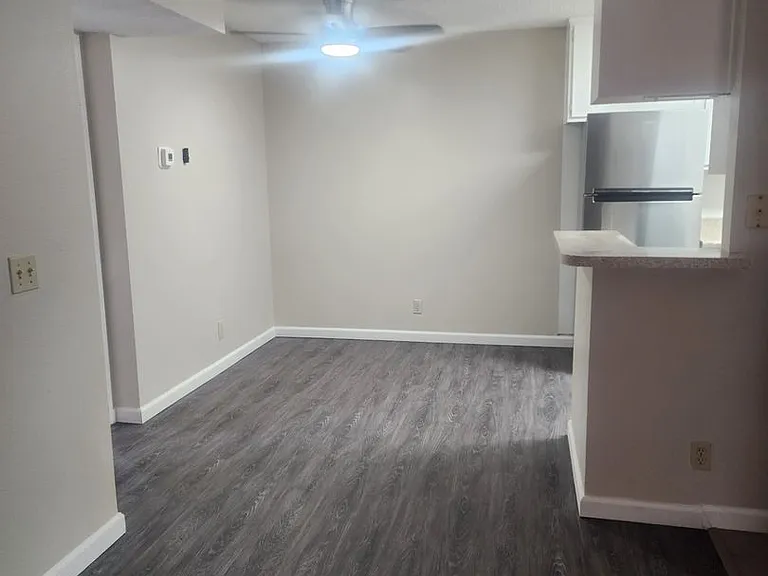 4828 Art St — Photo 3