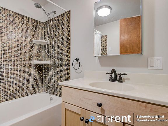 5th image of 484 Waller St #L