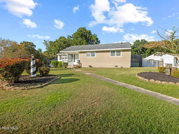 200 Banks Street, Jacksonville, NC 28540