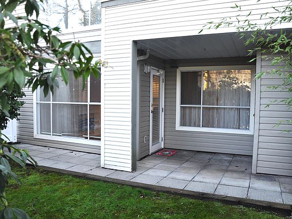 2nd image of 8880 Jones Rd #132
