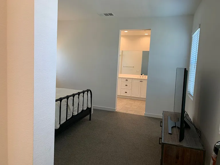 1207 Camino Levante — Photo 31