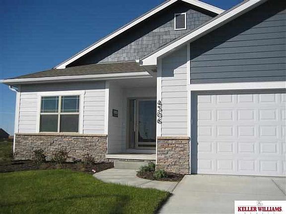 2nd image of 4506 Helwig Ave