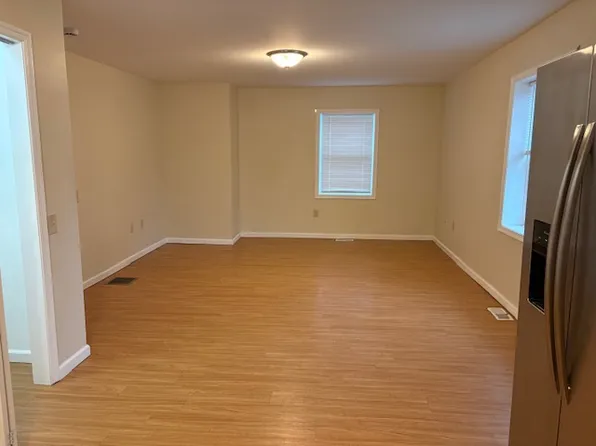 1605 N Mulberry St APT 101, Berwick, PA 18603
