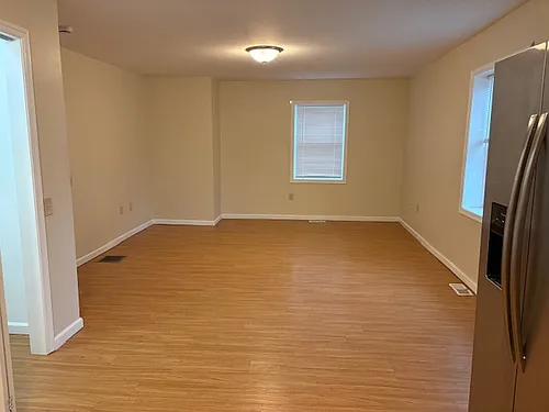 1605 N Mulberry St #101 Photo 1