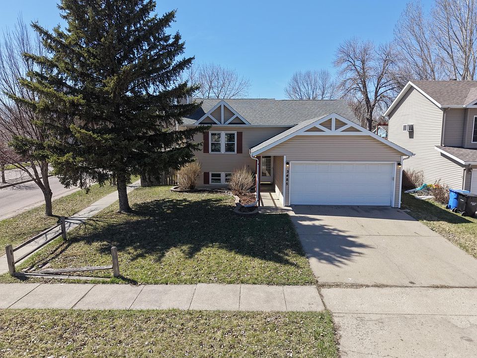 1st image of 3485 18th St S